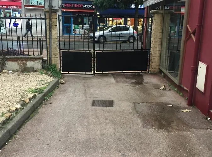 Cauvi - Centre, Wifi, Climatisation, 4 Personnes * Antibes