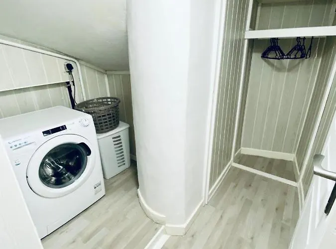 Cauvi - Centre, Wifi, Climatisation, 4 Personnes Antibes